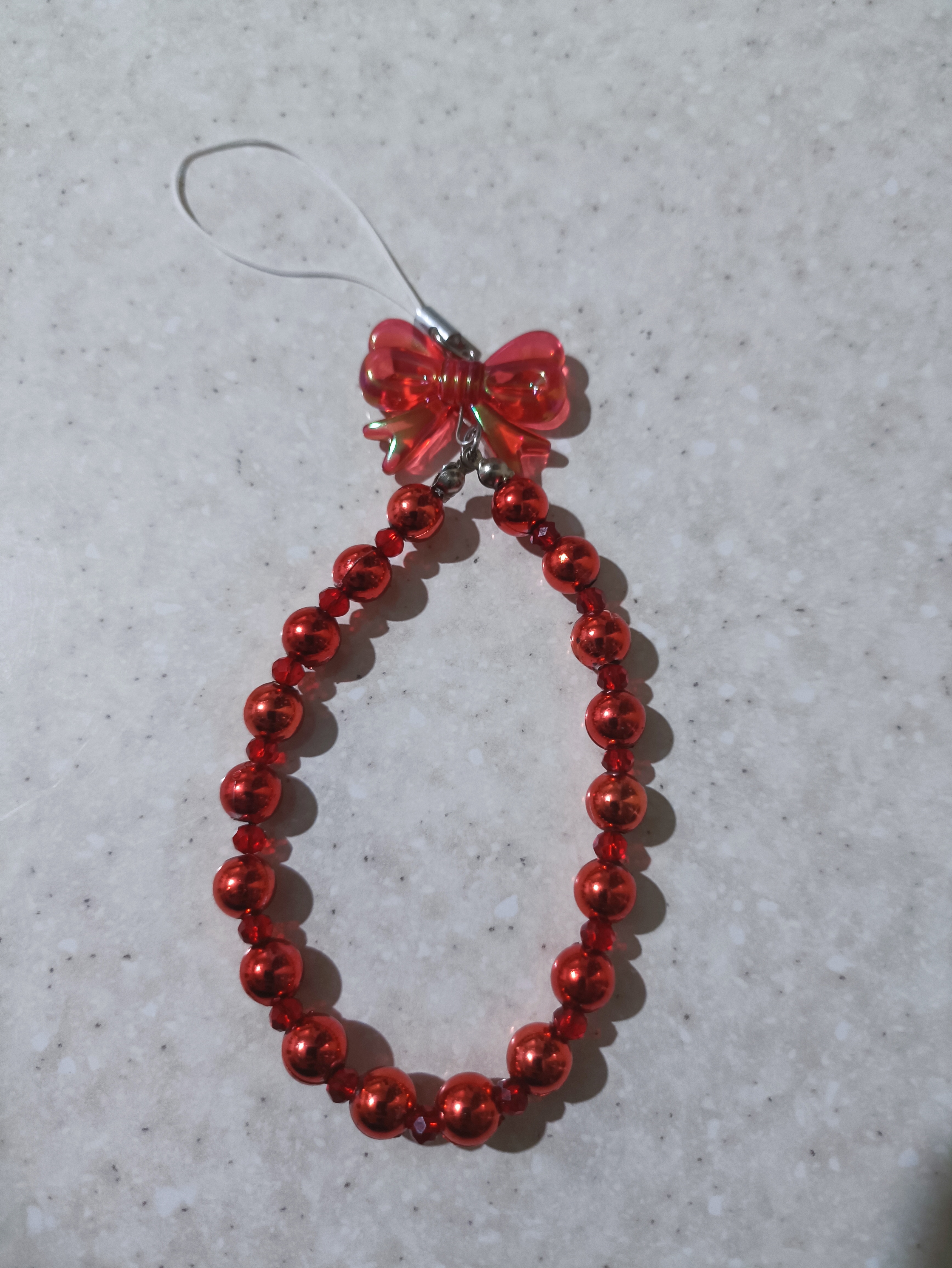 آویز موبایل